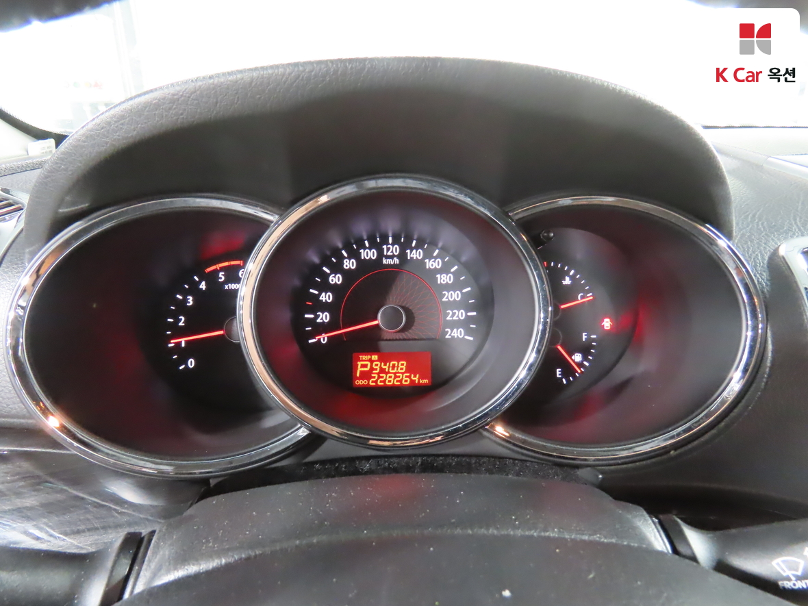 Kia Sorento 2010 - Image 5