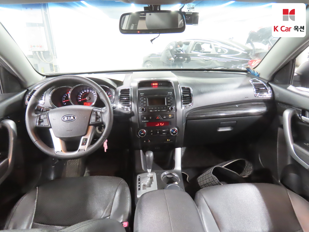 Kia Sorento 2010 - Image 3
