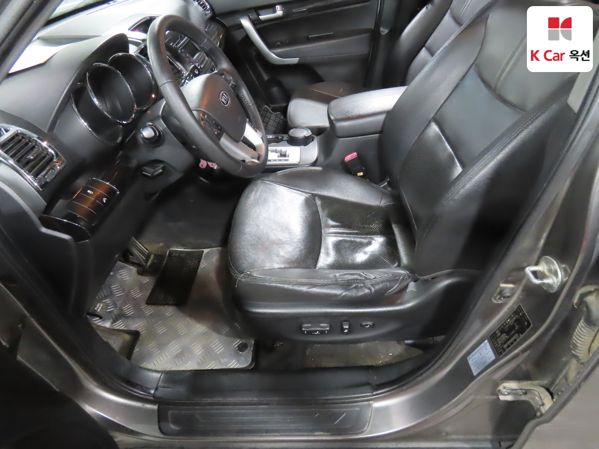Kia Sorento 2010 - Image 17