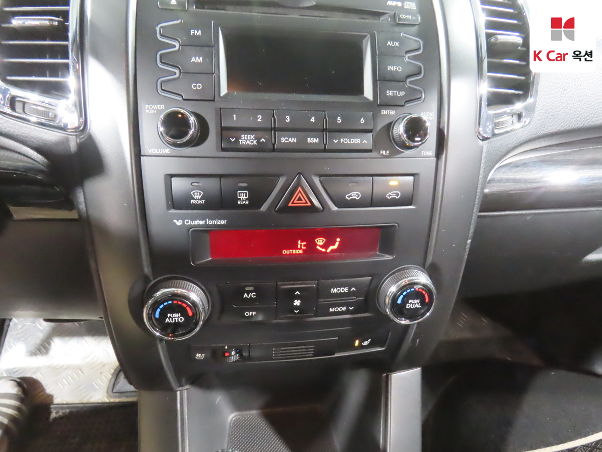 Kia Sorento 2010 - Image 15