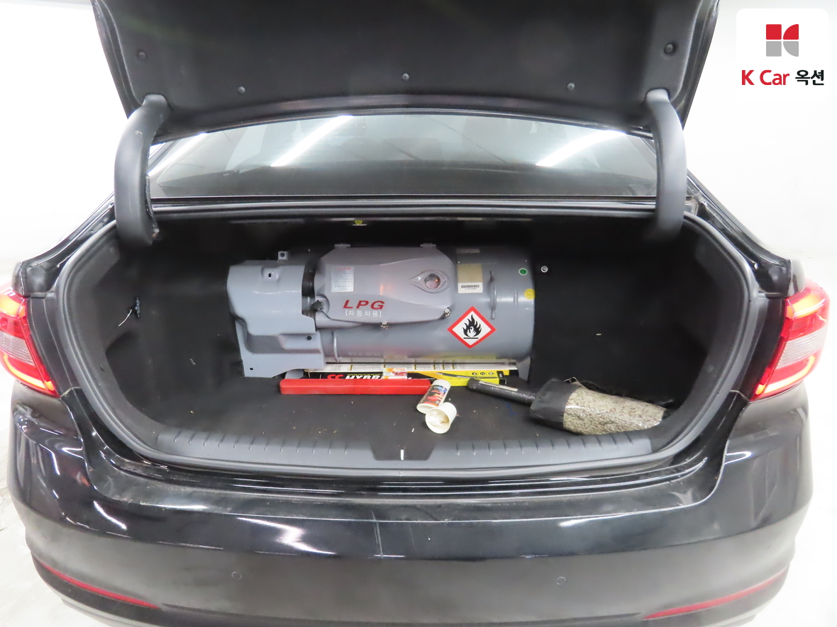 هيونداي سوناتا 2015 - صورة 25