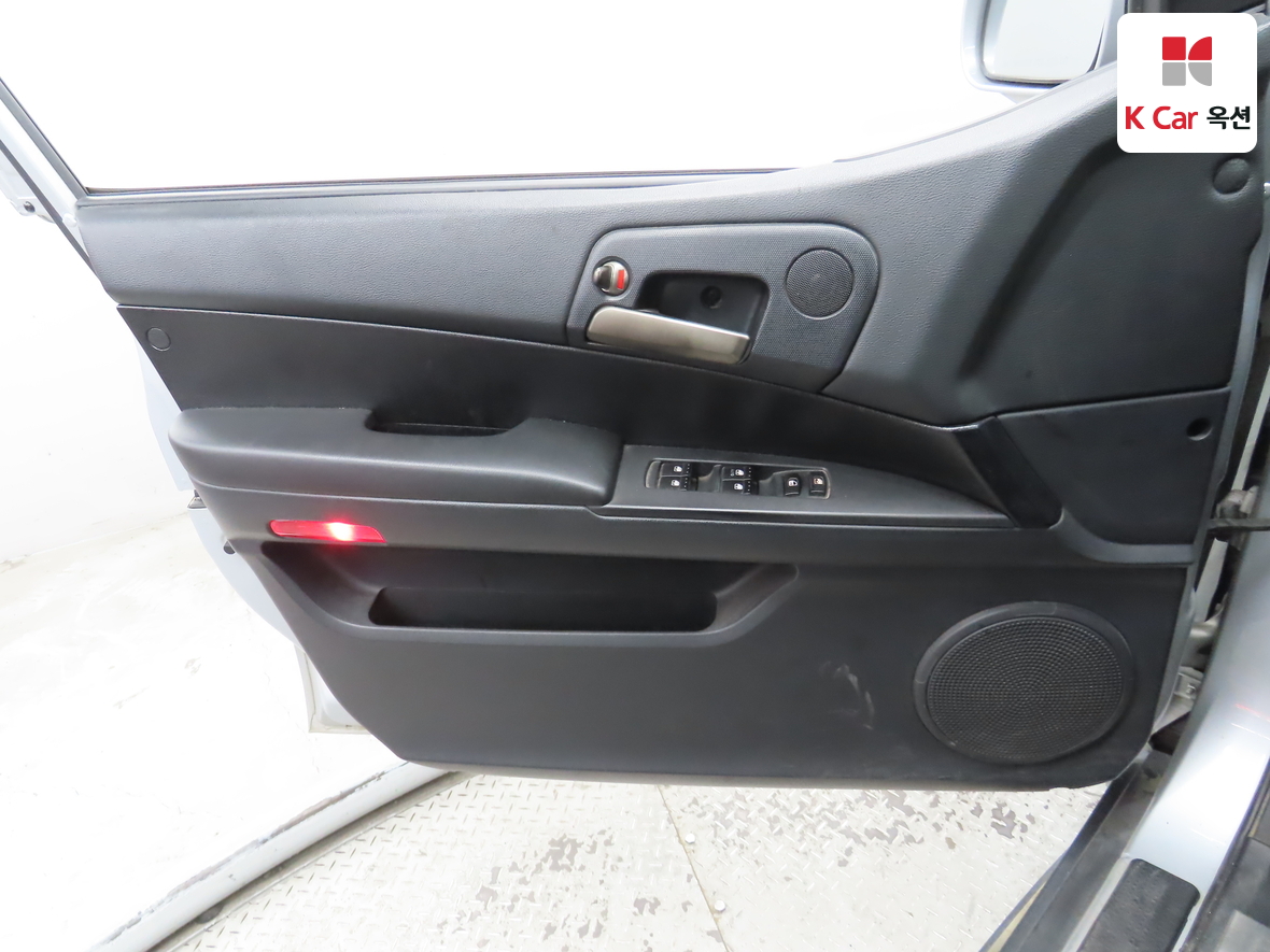 KG Mobility Korando Sports 2014 - Image 8