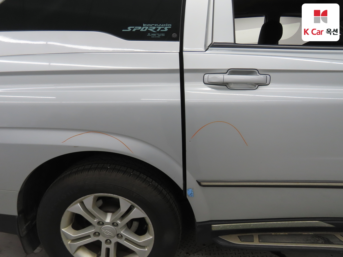 KG Mobility Korando Sports 2014 - Image 39