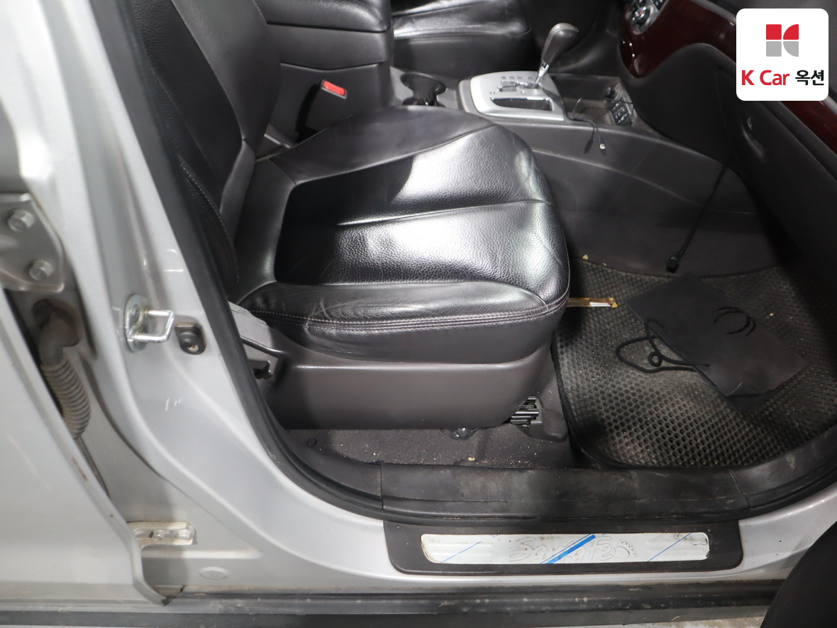 Hyundai Santa Fe 2011 - Image 34