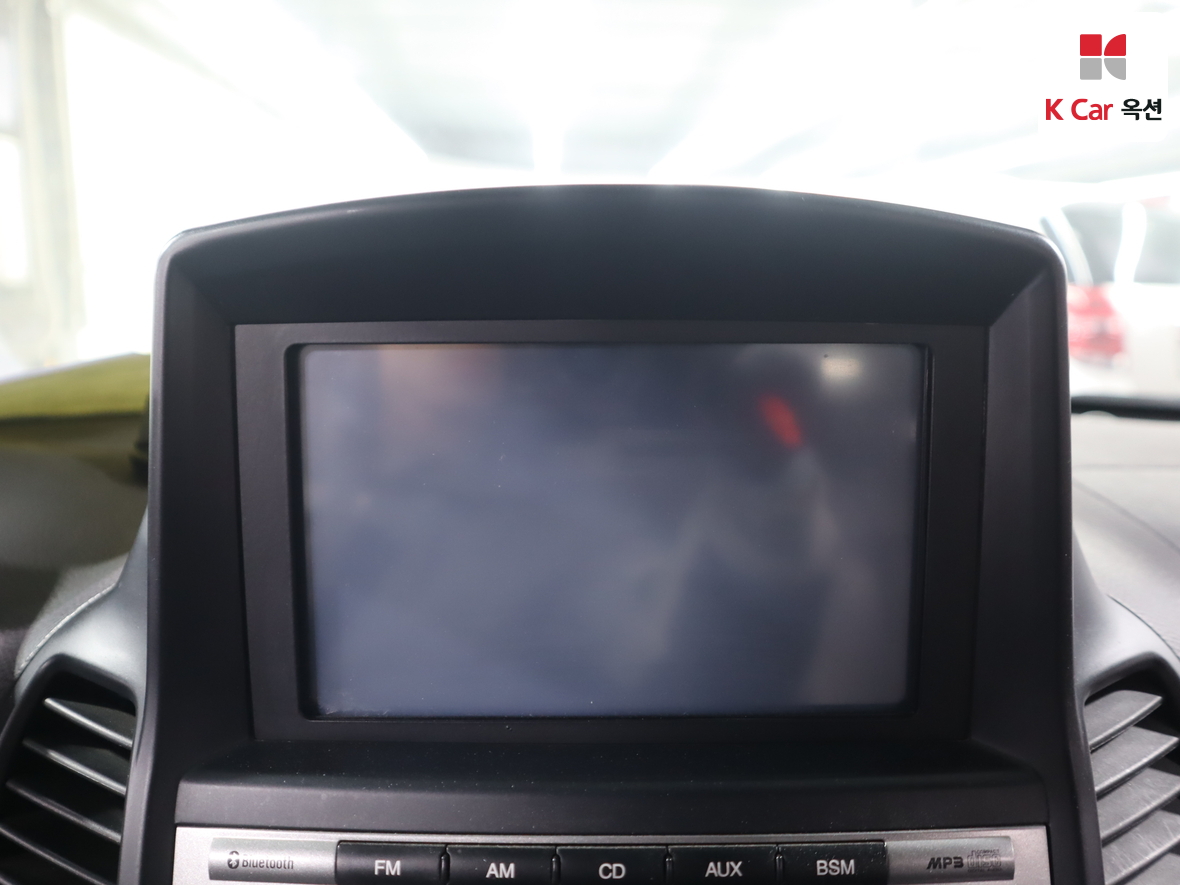 Hyundai Santa Fe 2011 - Image 14