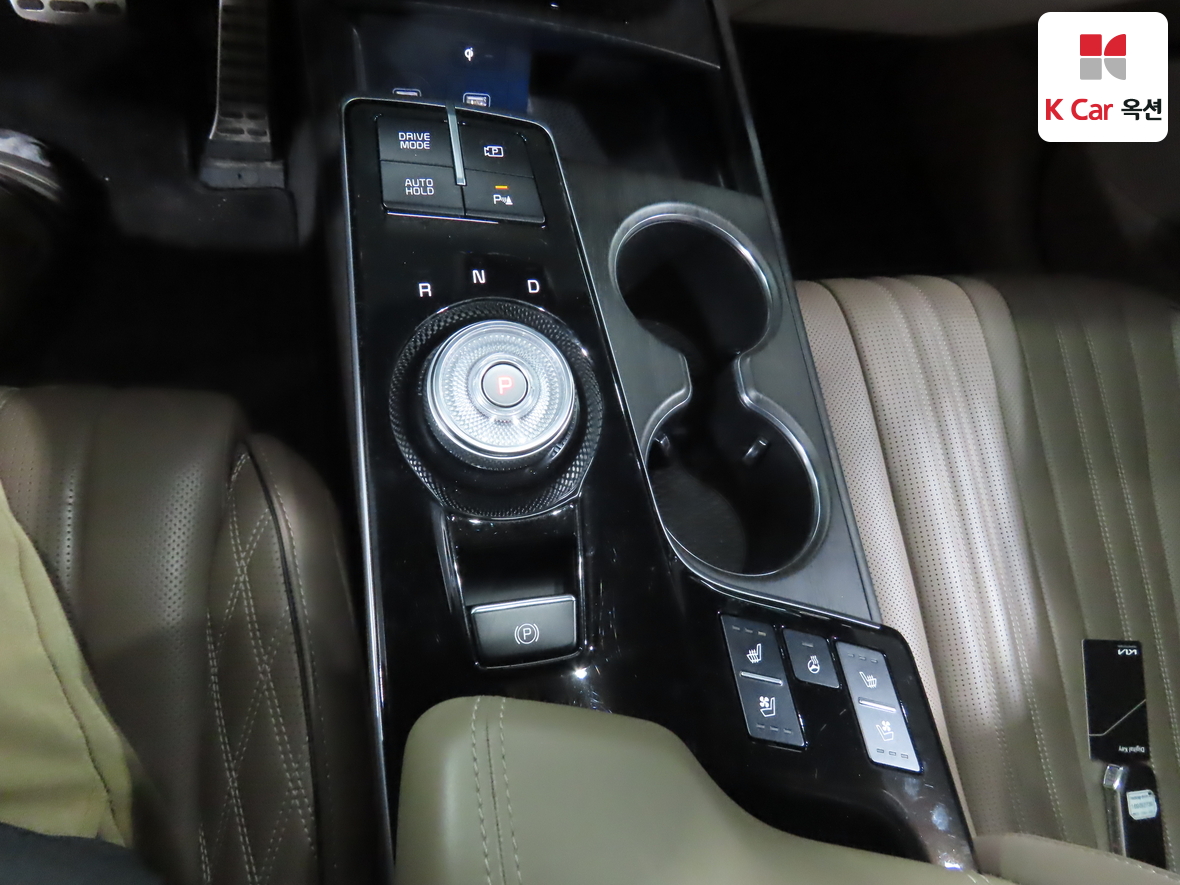 Kia K8 2022 - Image 16