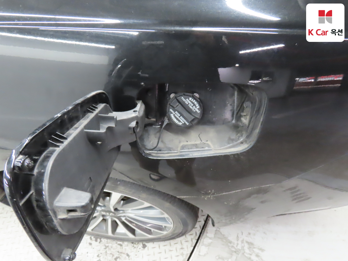 Kia K7 2016 - Image 23