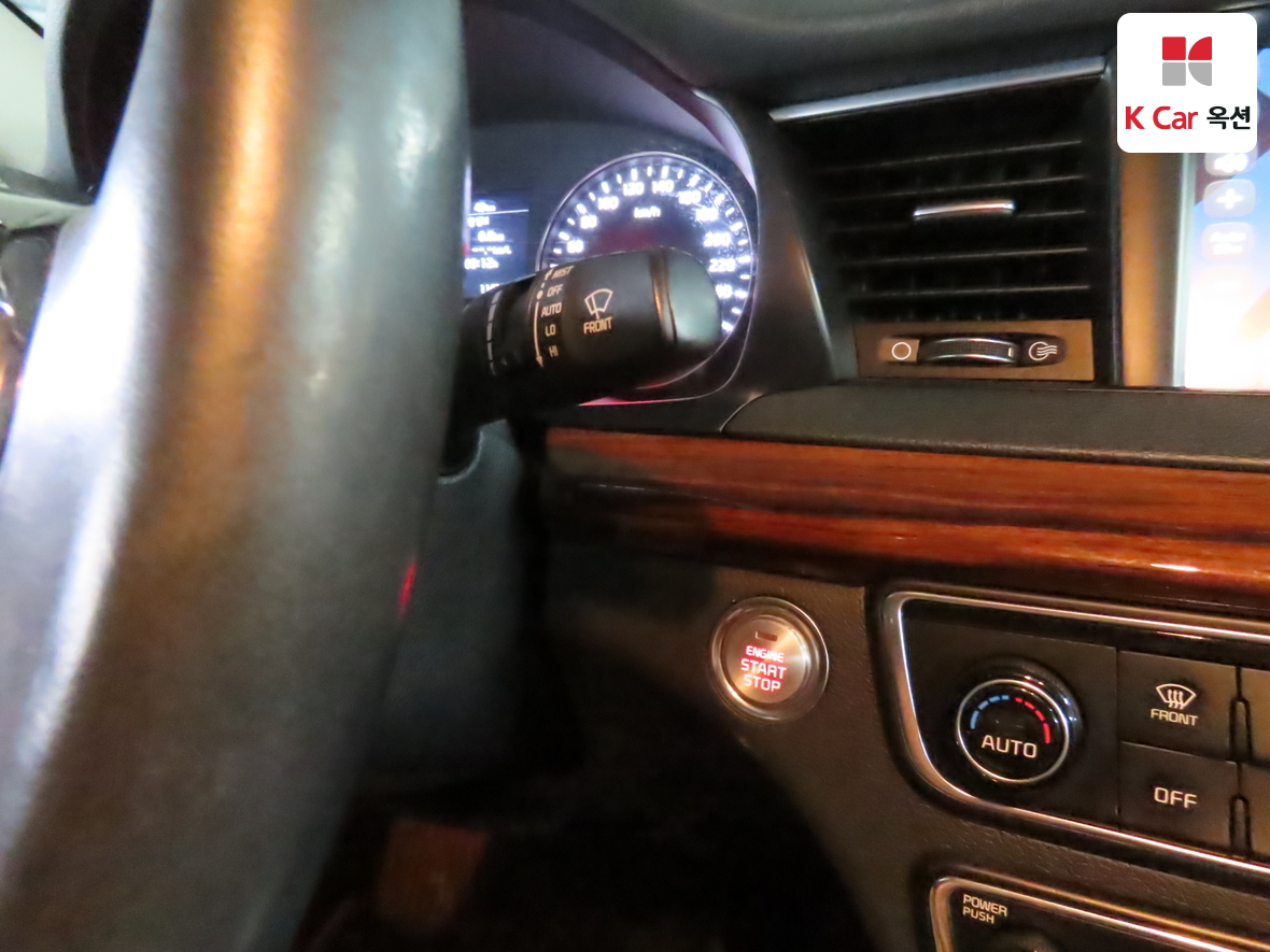 Kia K7 2016 - Image 11