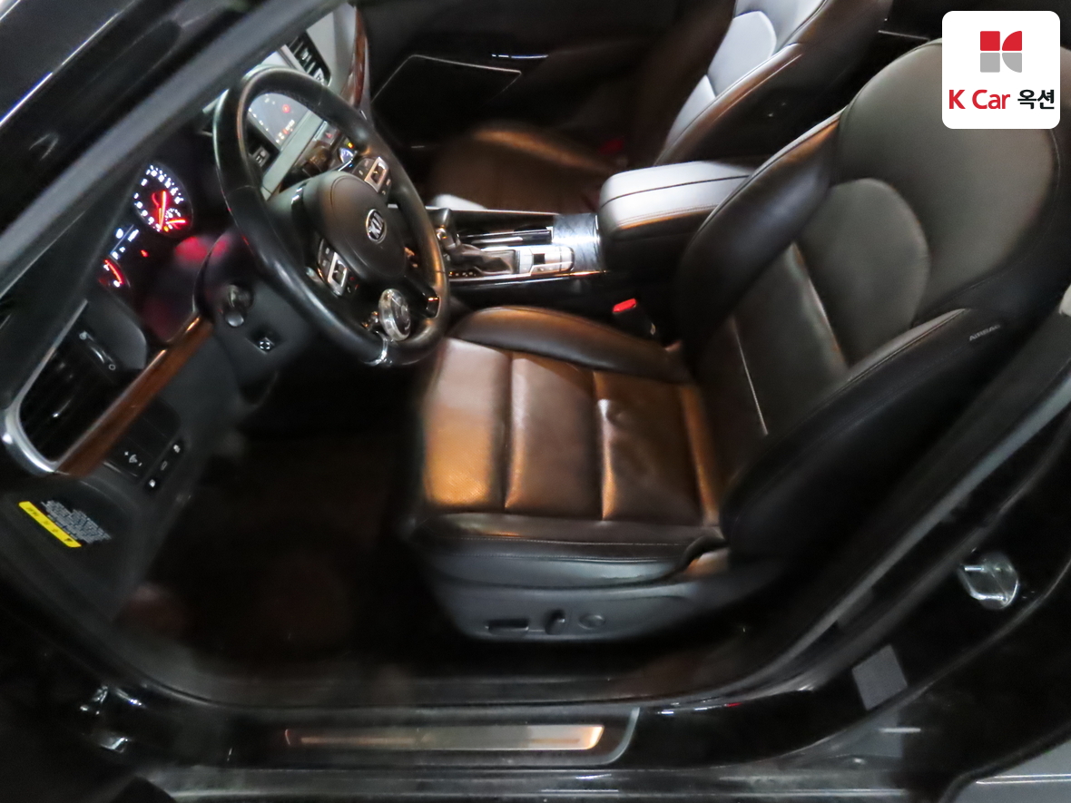 Kia K7 2016 - Image 18