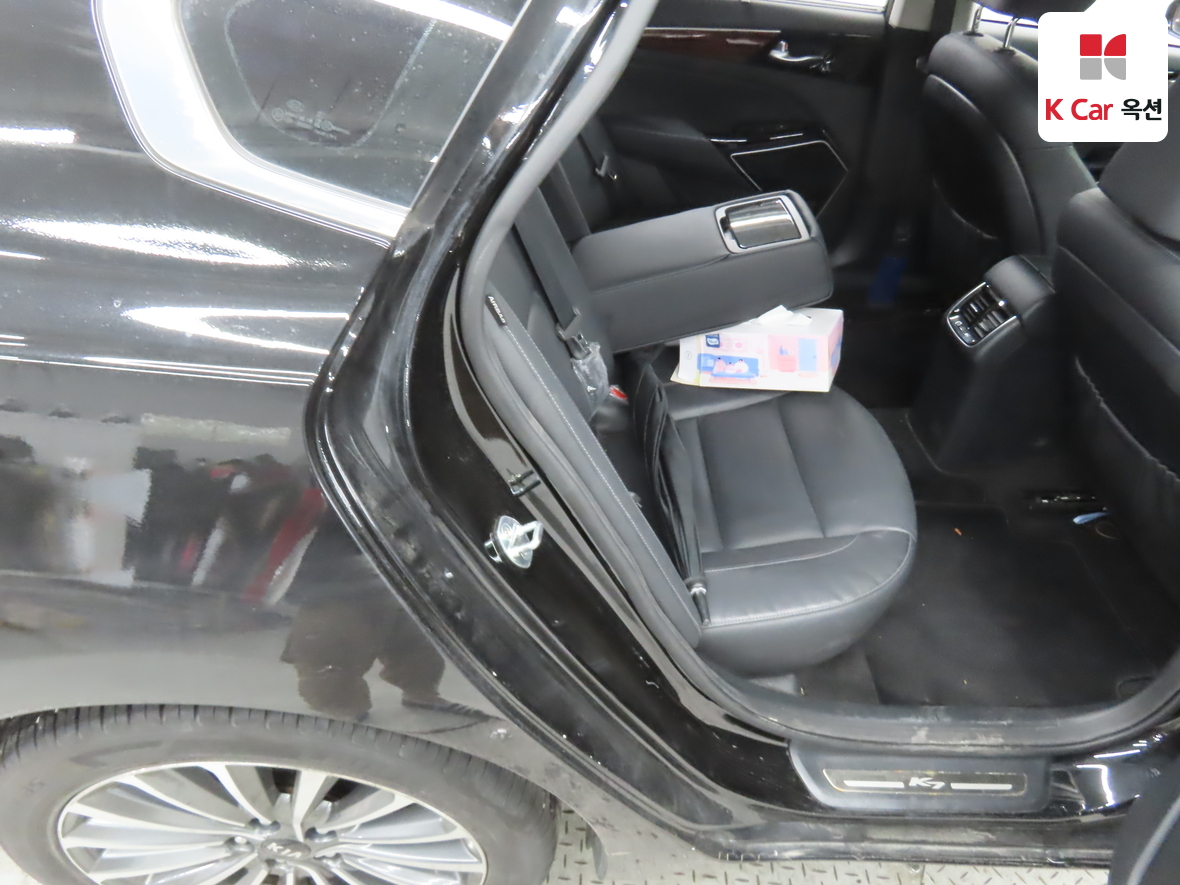 Kia K7 2016 - Image 26