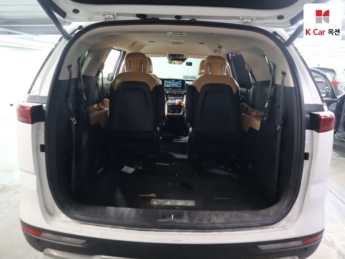 Kia Carnival 2022 - Image 25