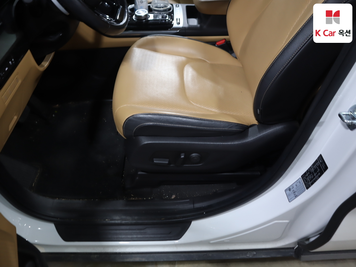 Kia Carnival 2022 - Image 19