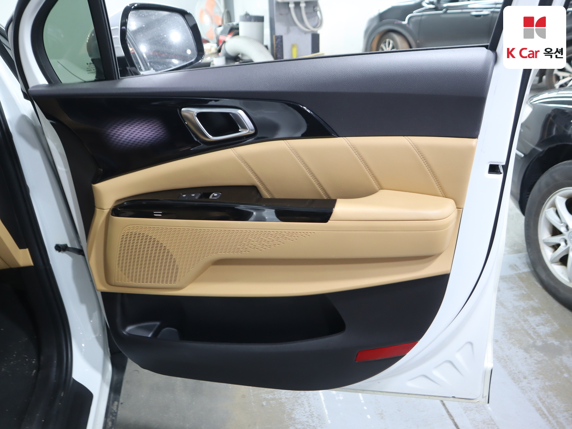Kia Carnival 2022 - Image 29