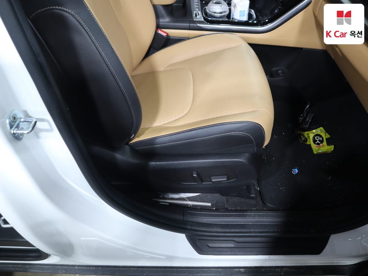 Kia Carnival 2022 - Image 30