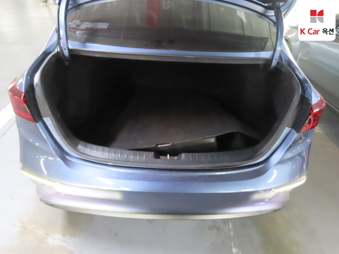 Kia K3 2019 - Image 23