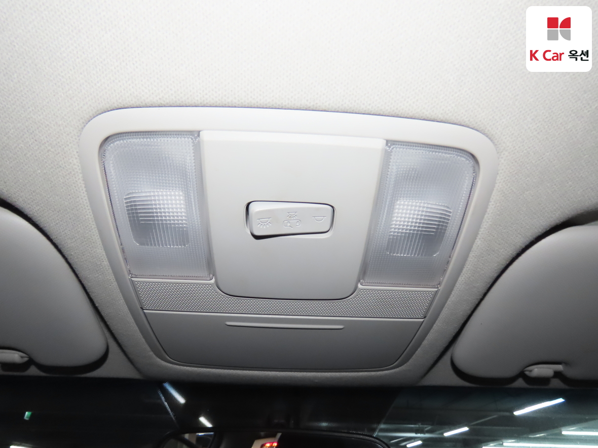 Kia K3 2019 - Image 12