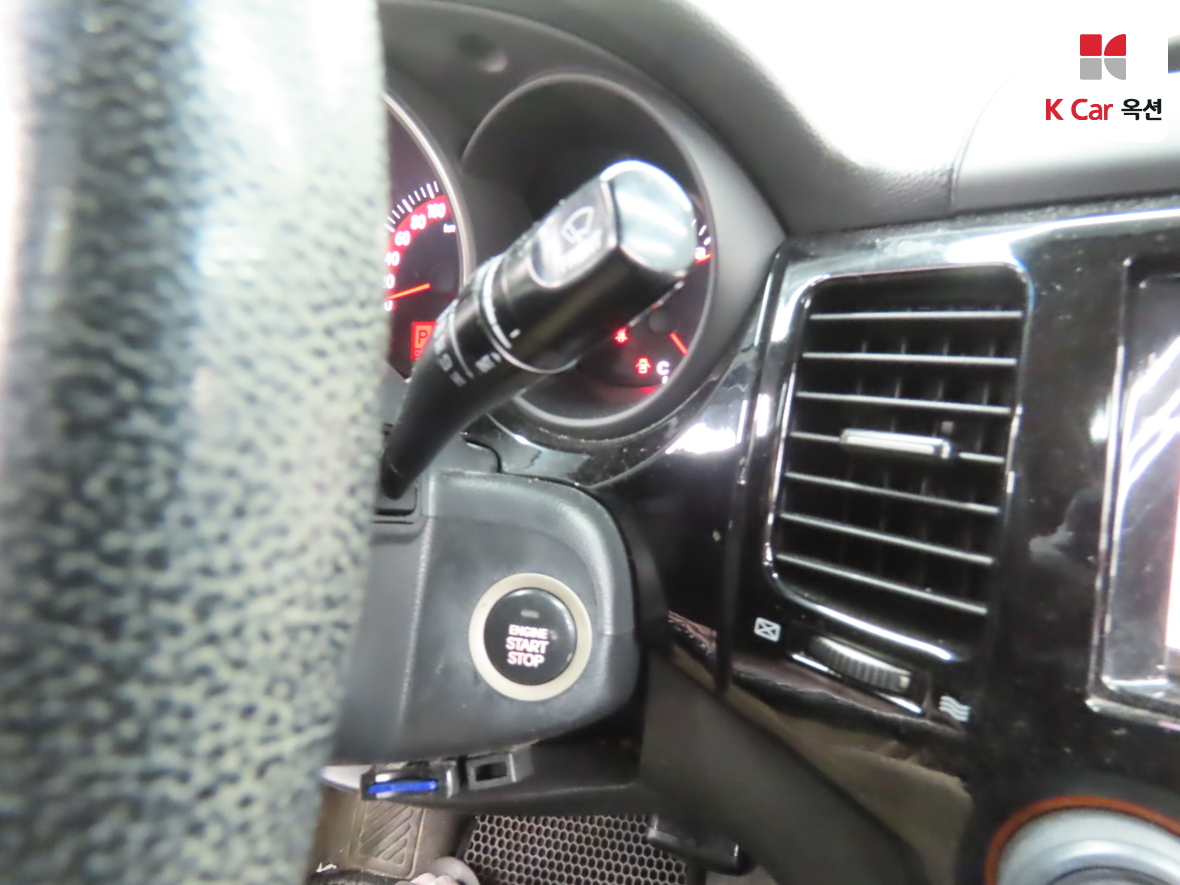 Kia Lotze 2009 - Image 11