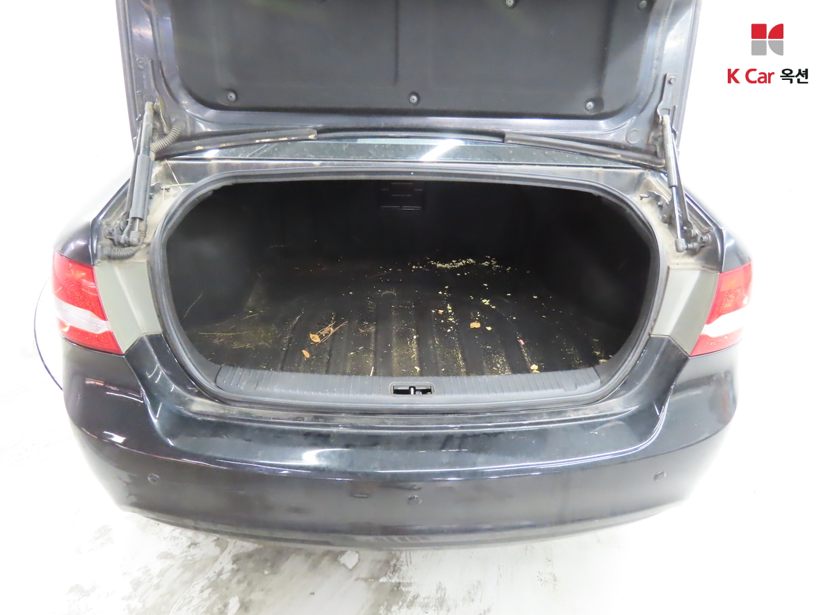 Kia Lotze 2009 - Image 26