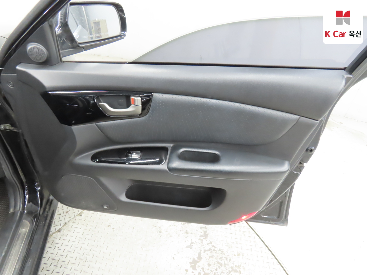 Kia Lotze 2009 - Image 29