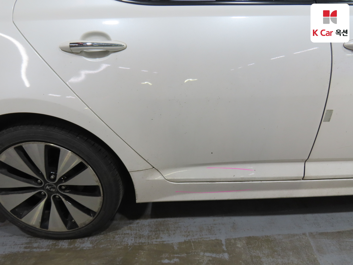 Kia K5 2012 - Image 39