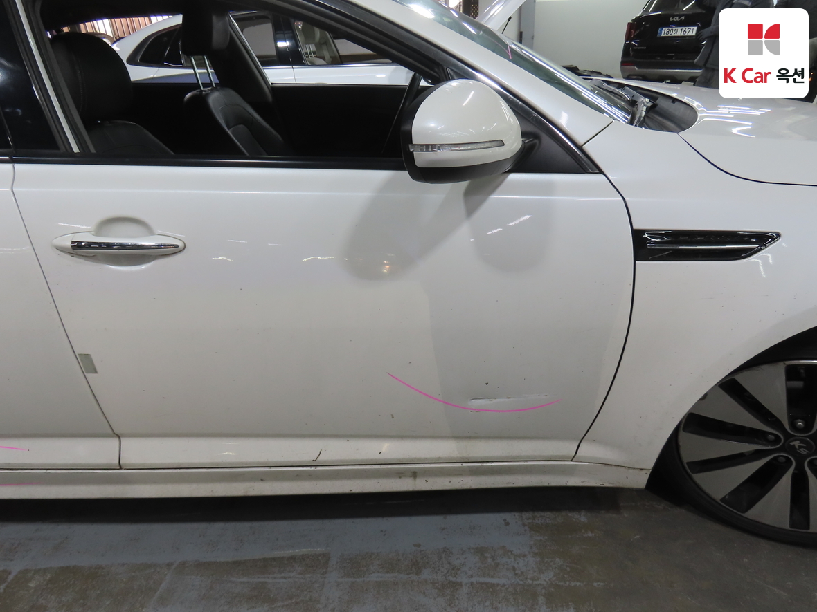 Kia K5 2012 - Image 40