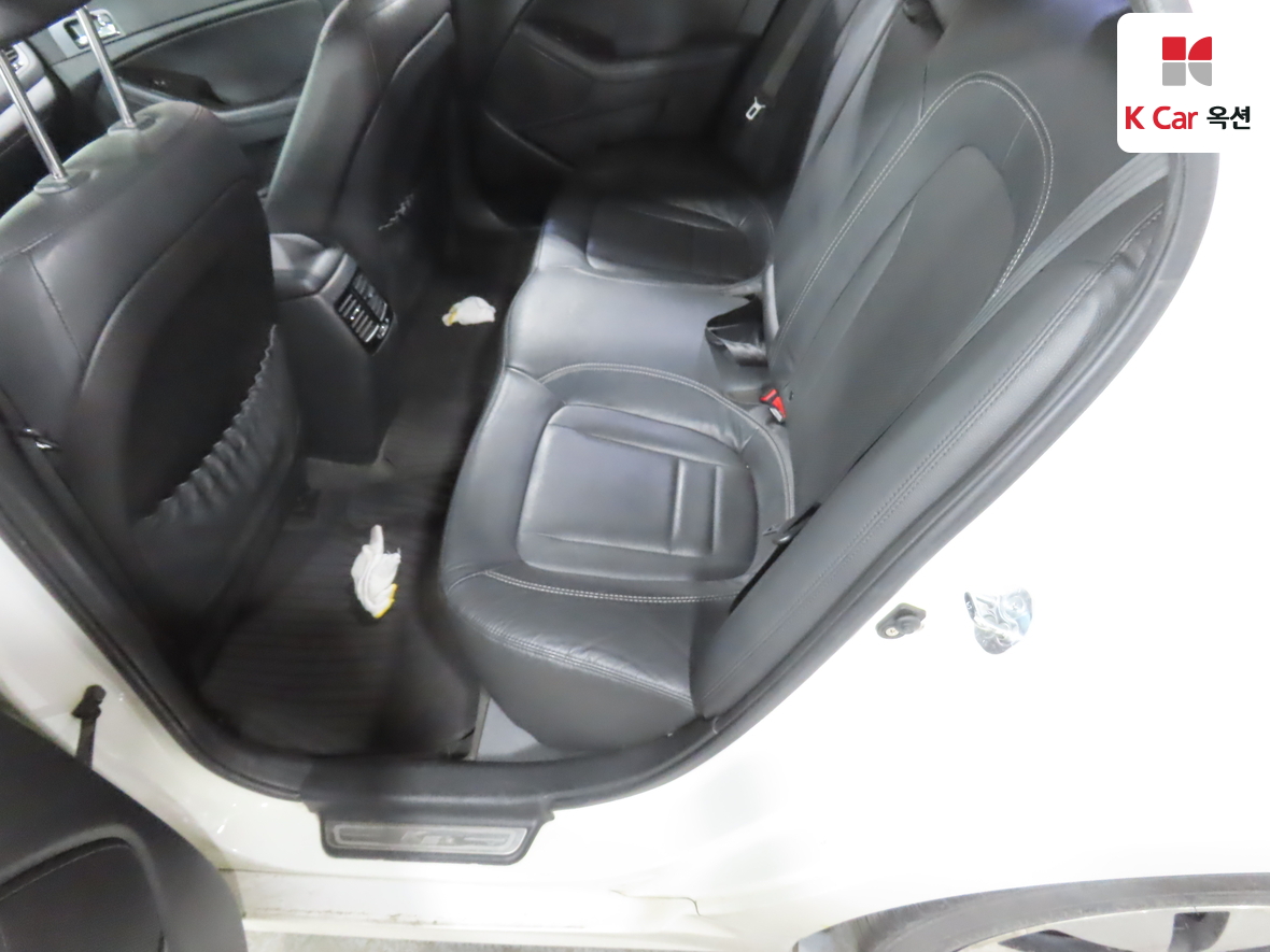 Kia K5 2012 - Image 24