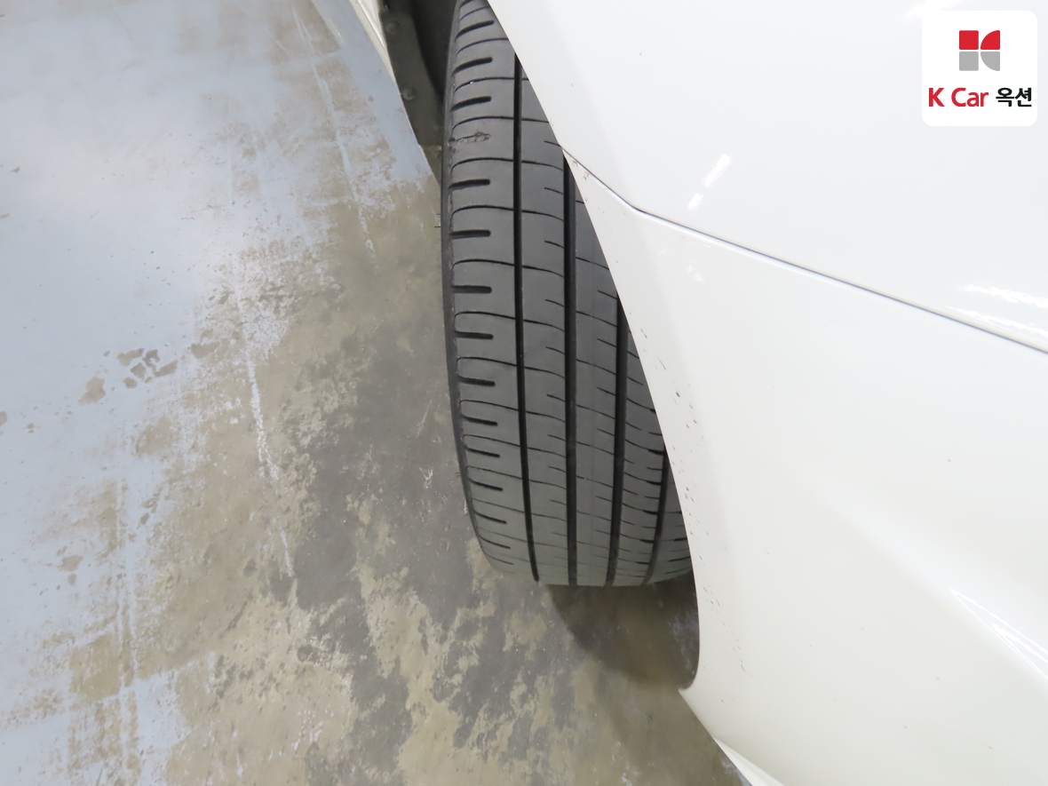 Kia K5 2012 - Image 32