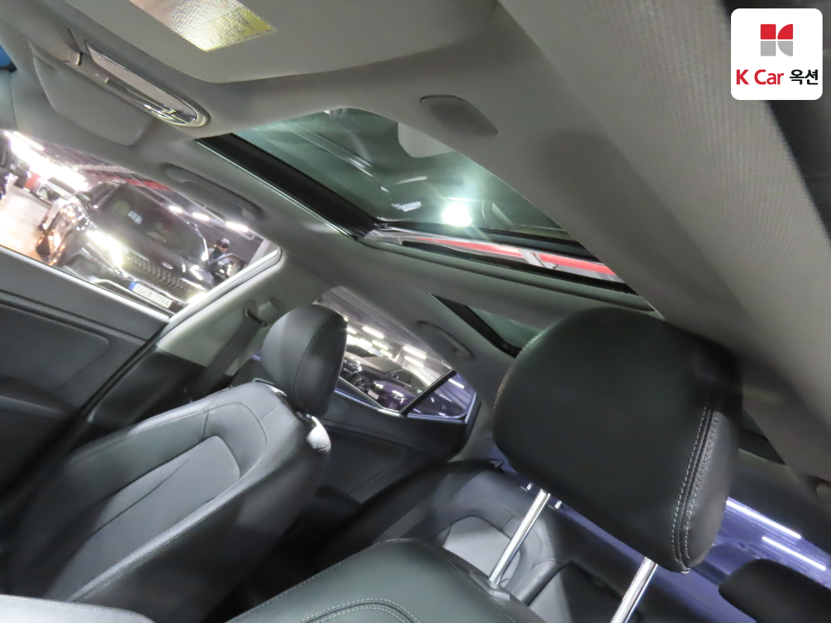 Kia K5 2012 - Image 21