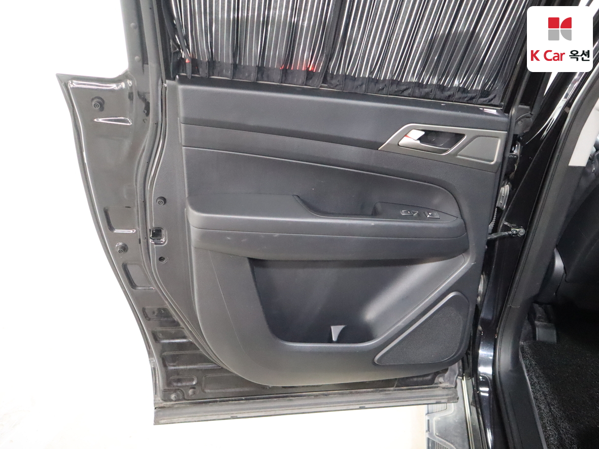 KG Mobility Rexton Sports 2019 - Image 22