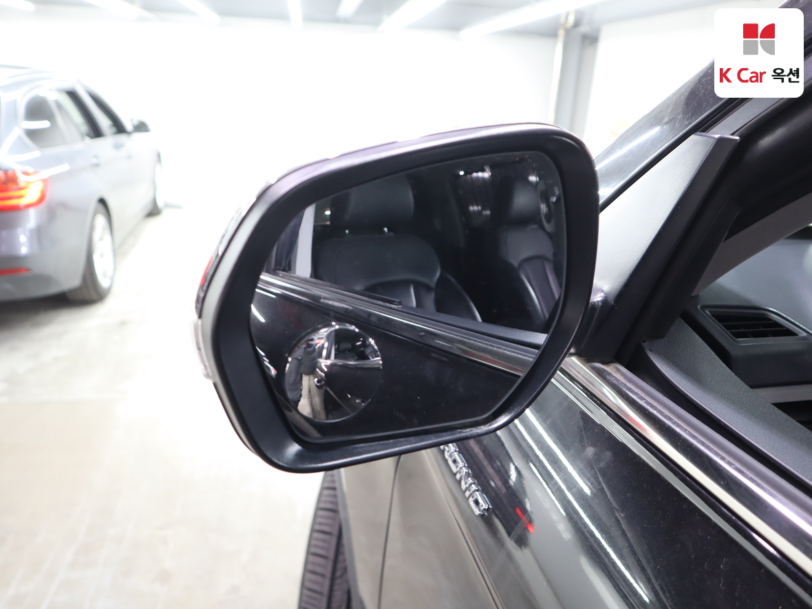 KG Mobility Rexton Sports 2019 - Image 21