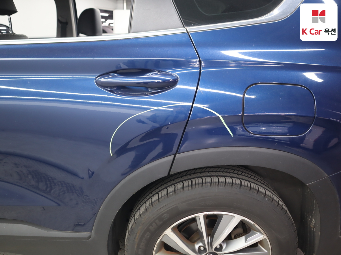 Hyundai Santa Fe 2019 - Image 40