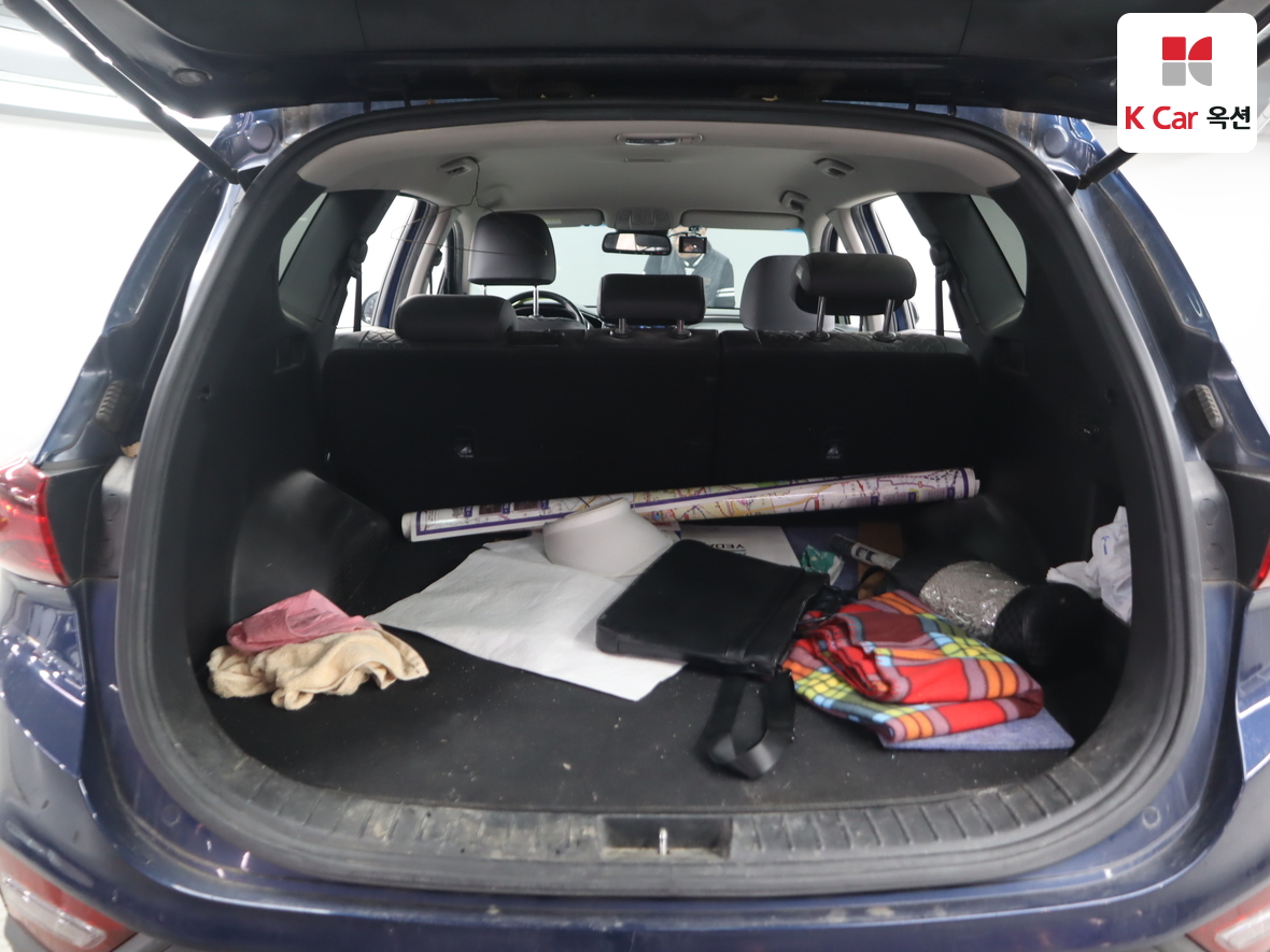 Hyundai Santa Fe 2019 - Image 27