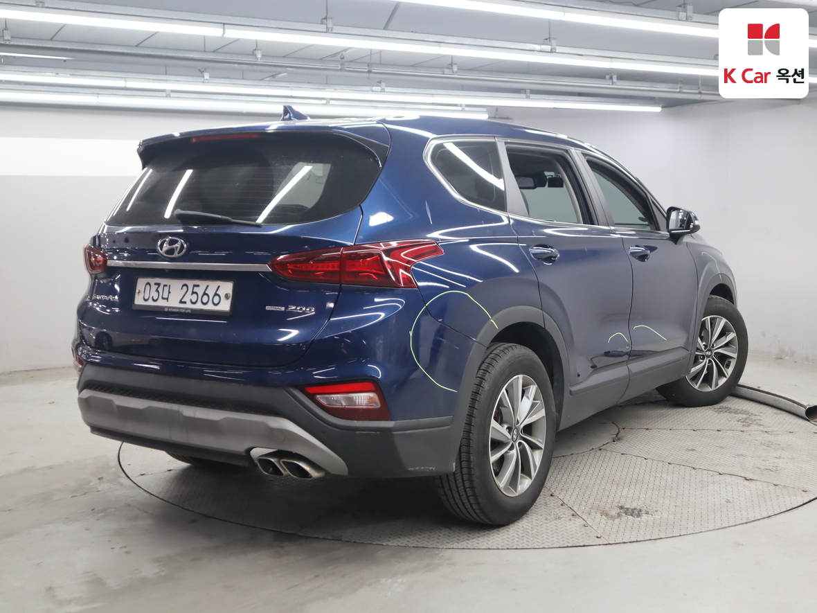 Hyundai Santa Fe 2019 - Image 2