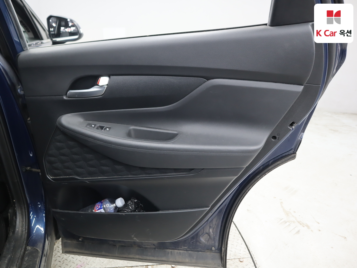 Hyundai Santa Fe 2019 - Image 29