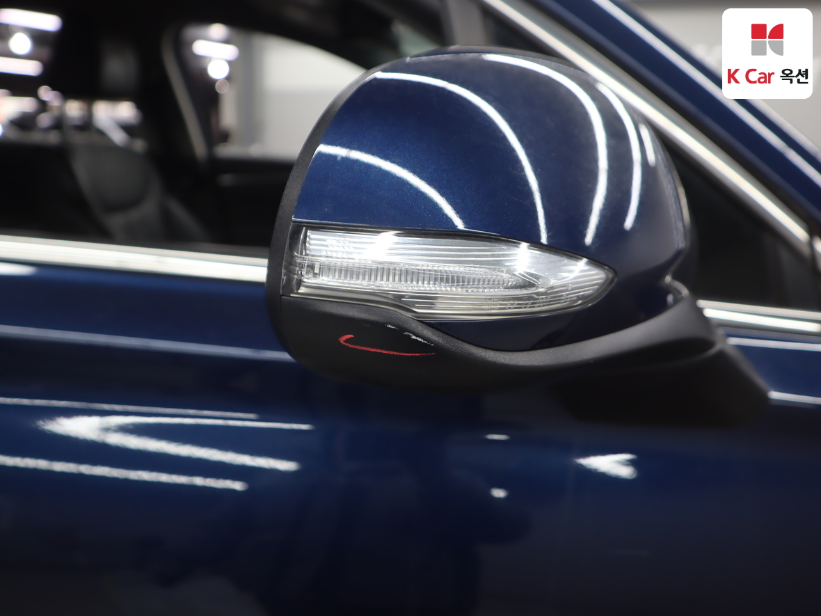 Hyundai Santa Fe 2019 - Image 43