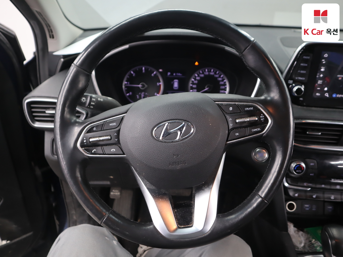 Hyundai Santa Fe 2019 - Image 10