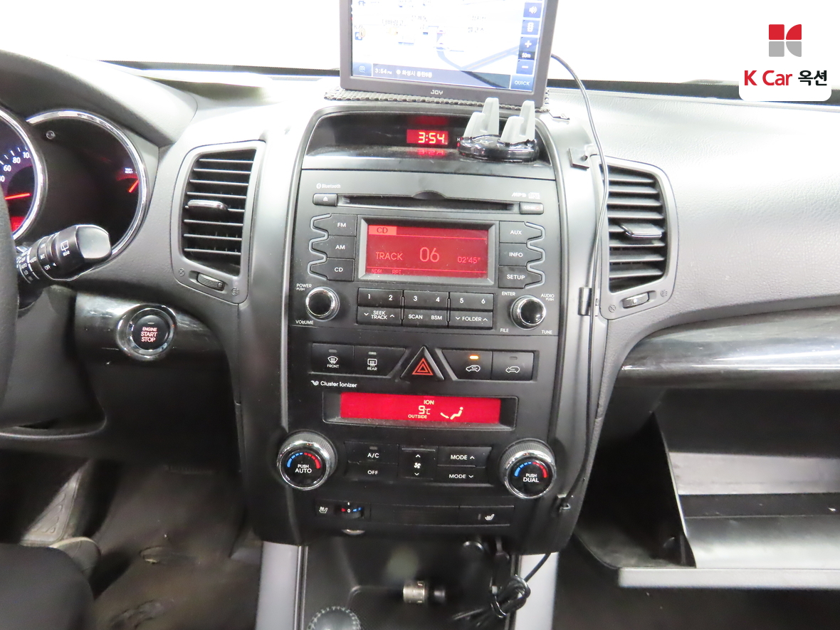 Kia Sorento 2011 - Image 6