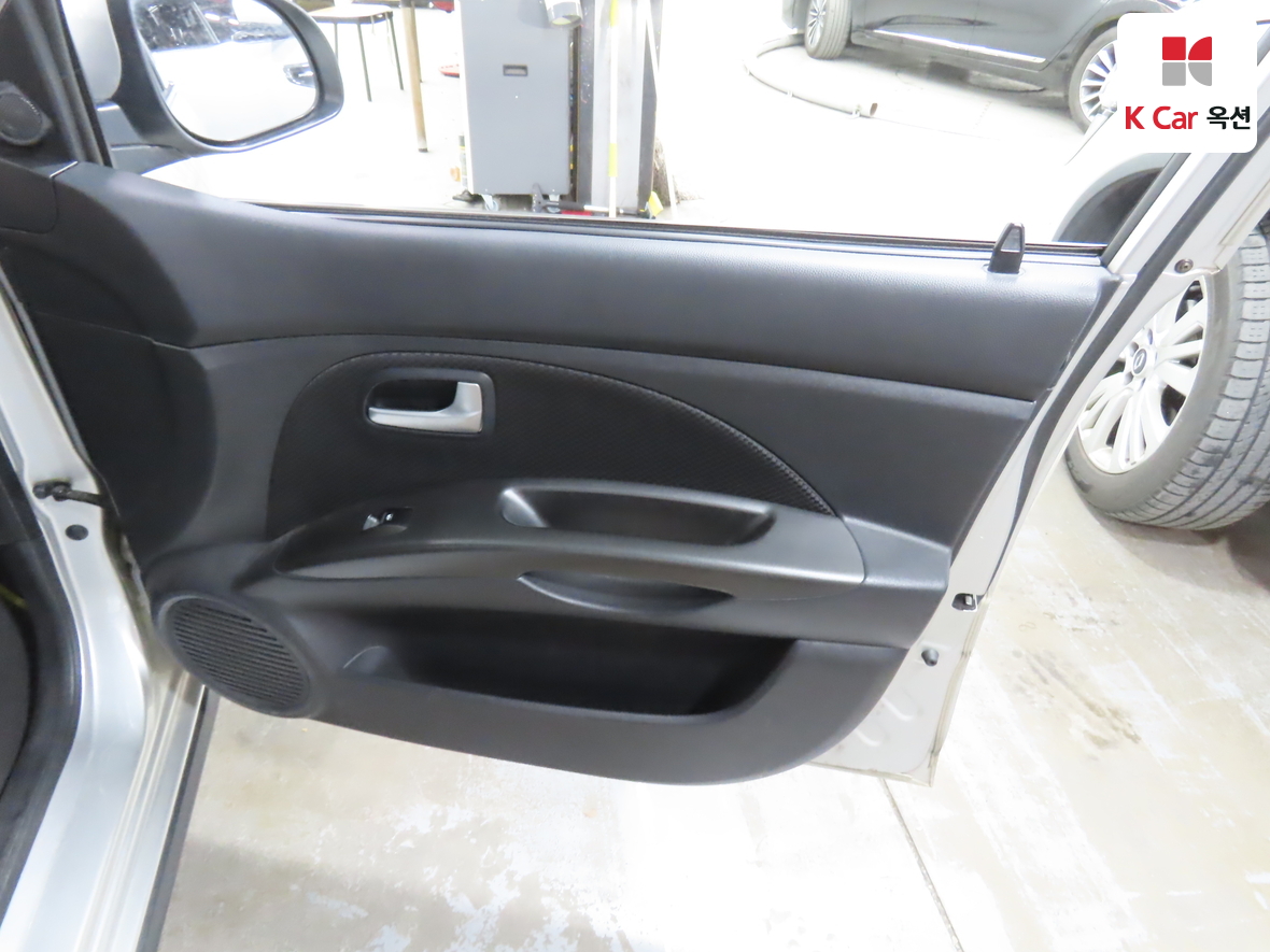 Kia Morning 2010 - Image 27