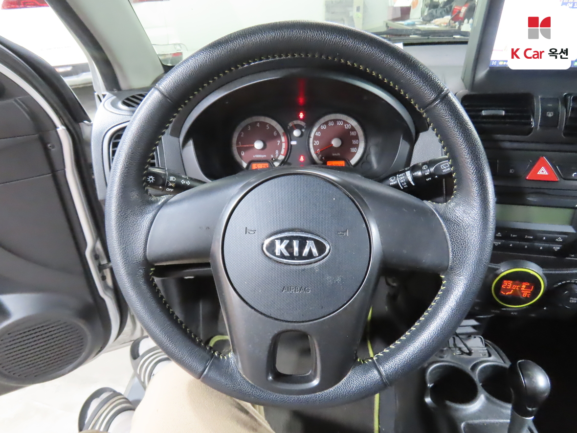 Kia Morning 2010 - Image 10