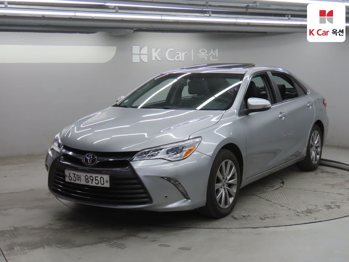 Toyota Camry 2015 - Image 1