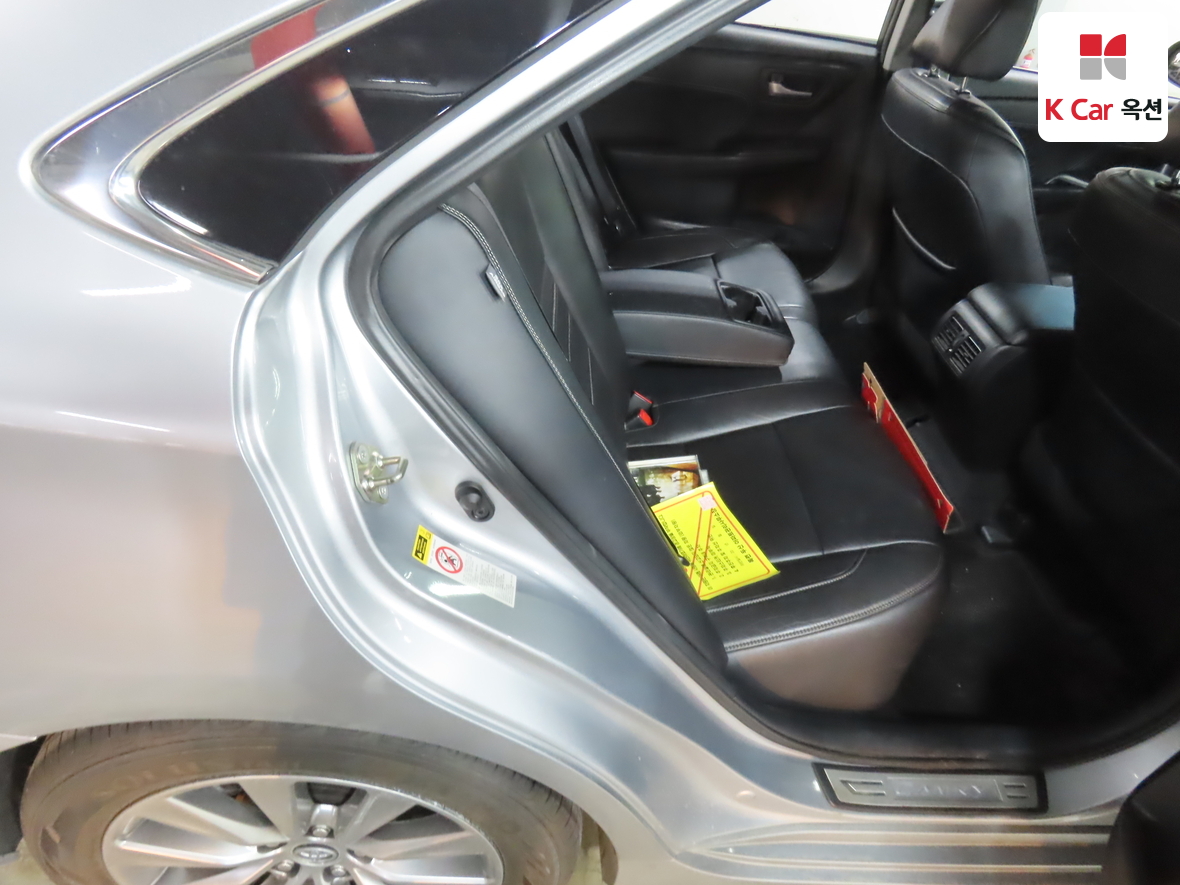 Toyota Camry 2015 - Image 28