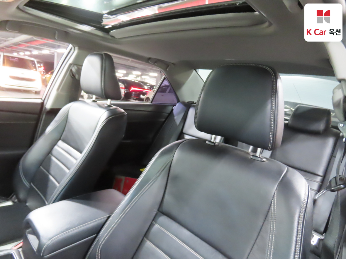 Toyota Camry 2015 - Image 19