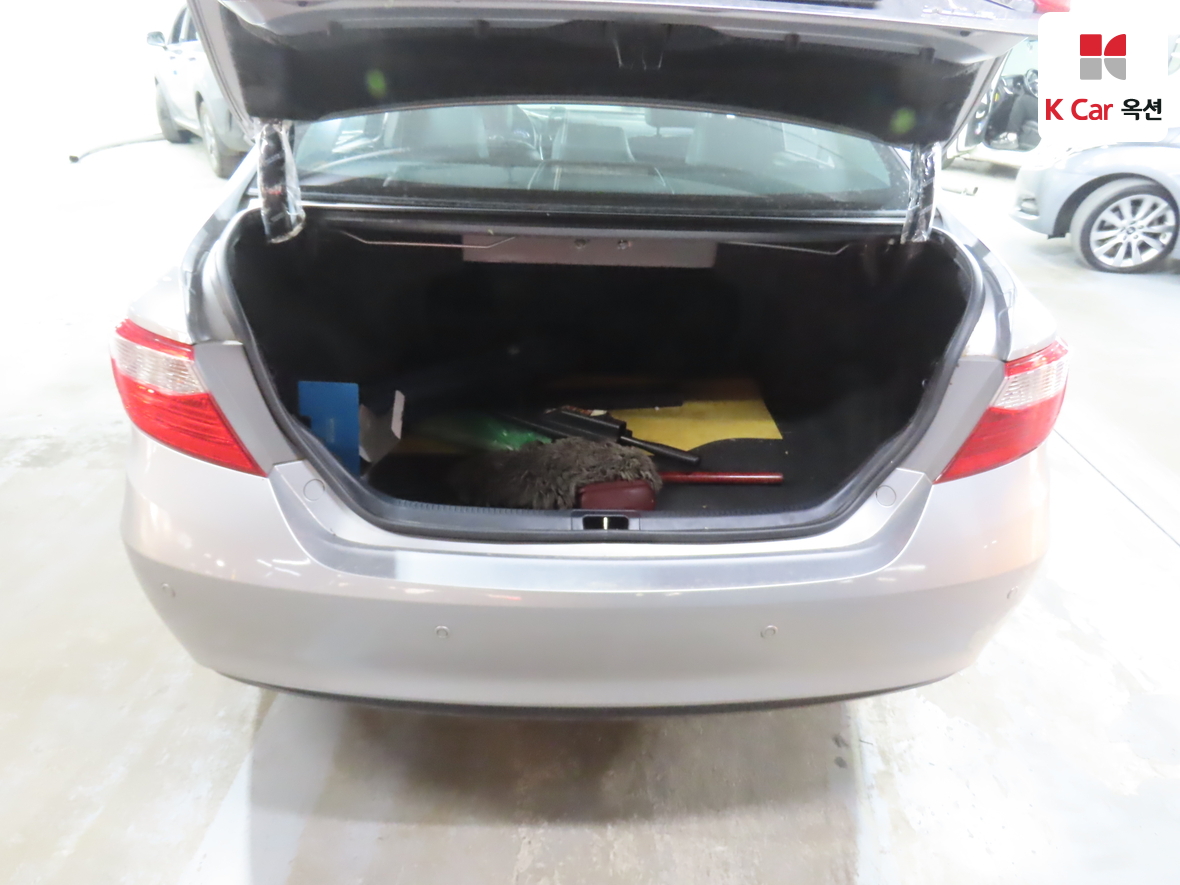 Toyota Camry 2015 - Image 26