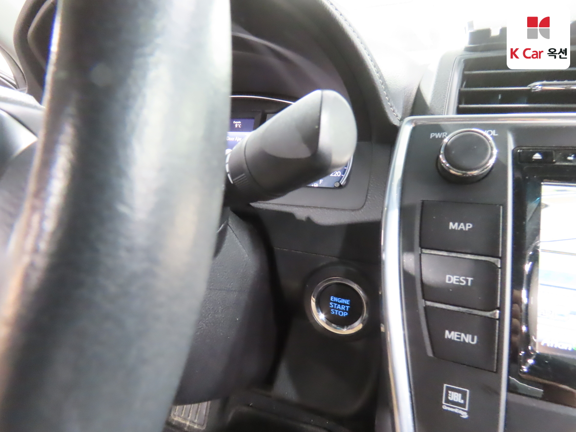 Toyota Camry 2015 - Image 11