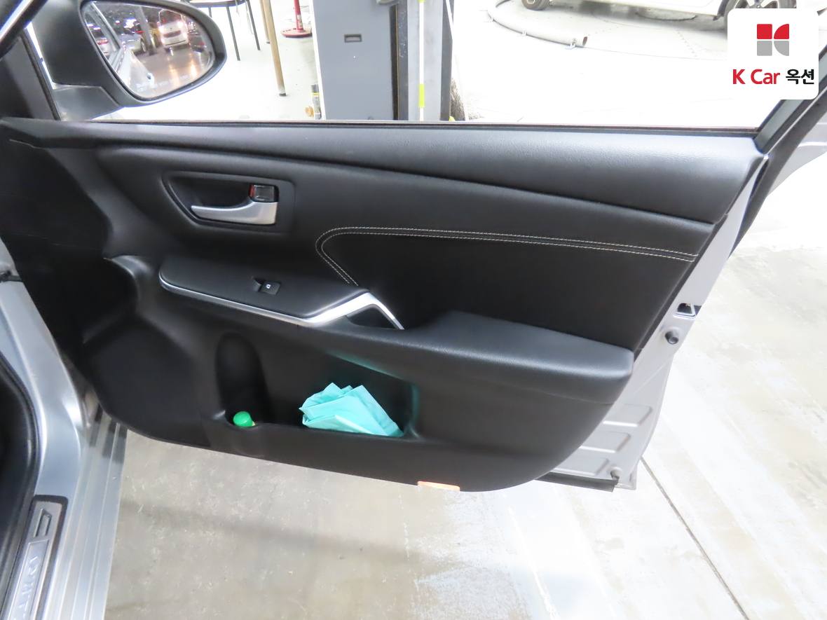 Toyota Camry 2015 - Image 29