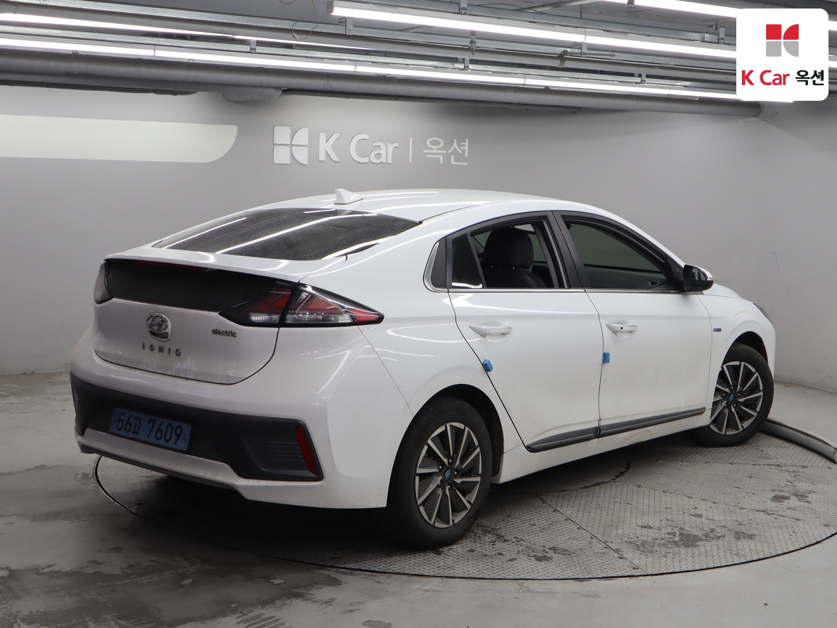 Hyundai Ioniq 2020 - Image 2