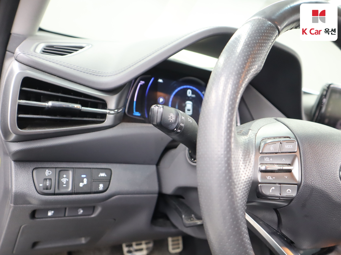 Hyundai Ioniq 2020 - Image 9