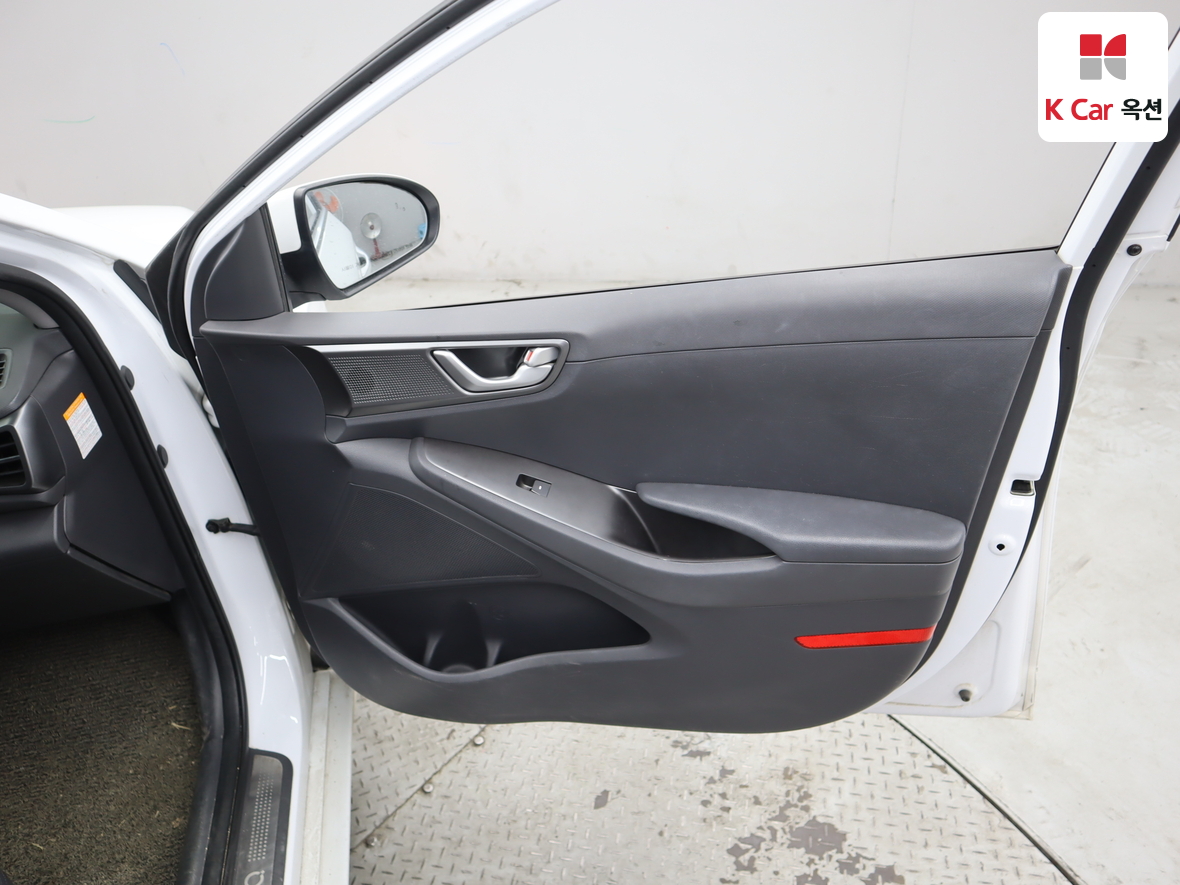 Hyundai Ioniq 2020 - Image 30