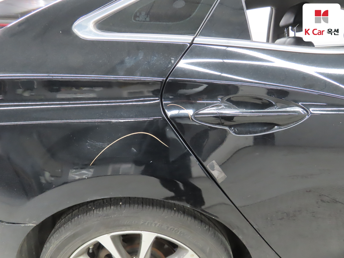 Hyundai AZERA 2017 - Image 42