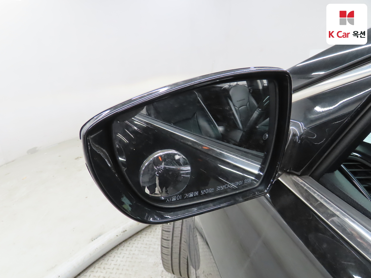 Hyundai AZERA 2017 - Image 21